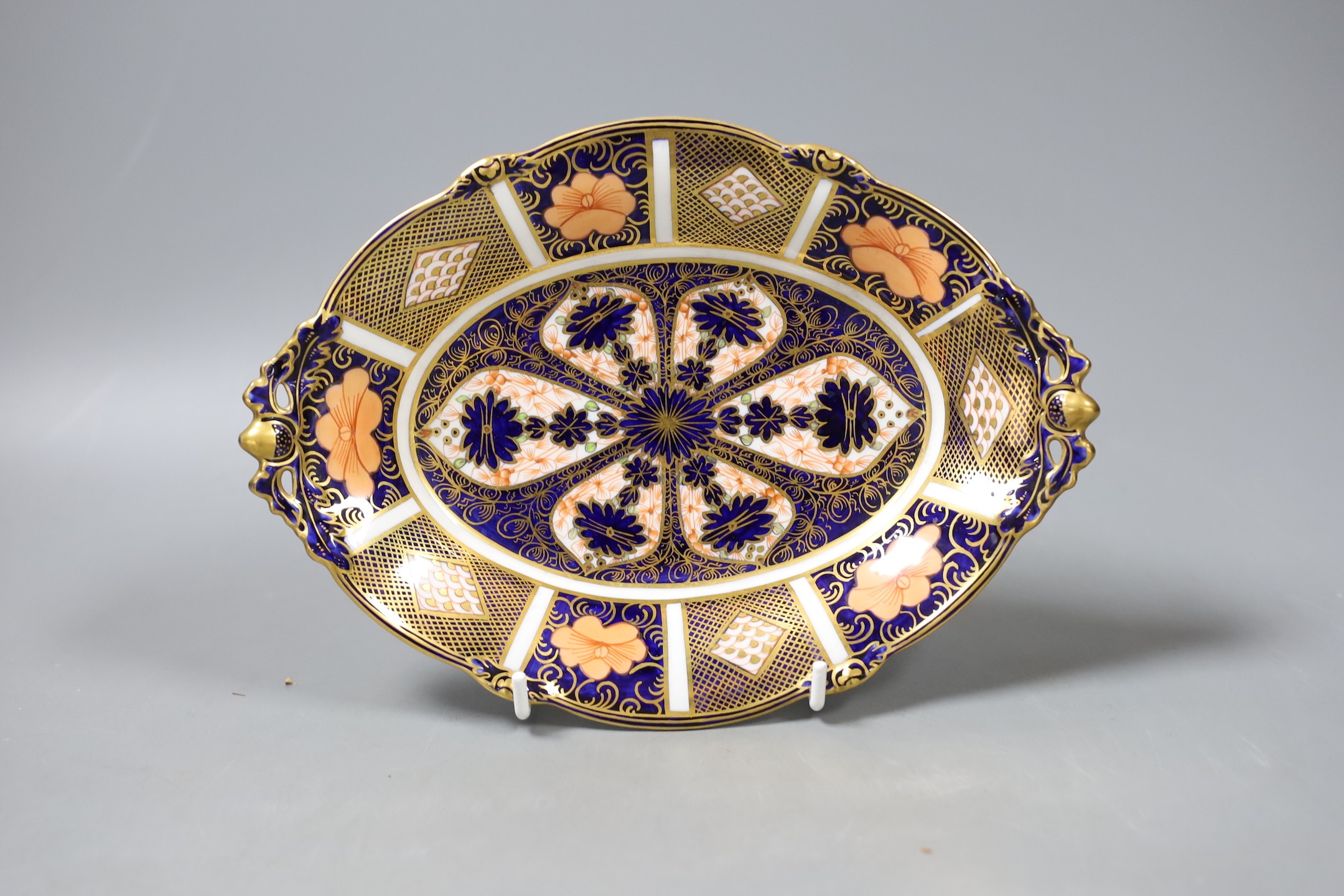 Royal Crown Derby Imari dish no.710700 - 23cm long